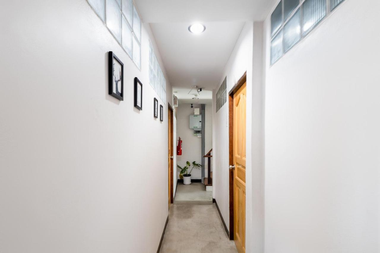 Oyo 969 Lida 1946 Hostel Bangkok Zewnętrze zdjęcie
